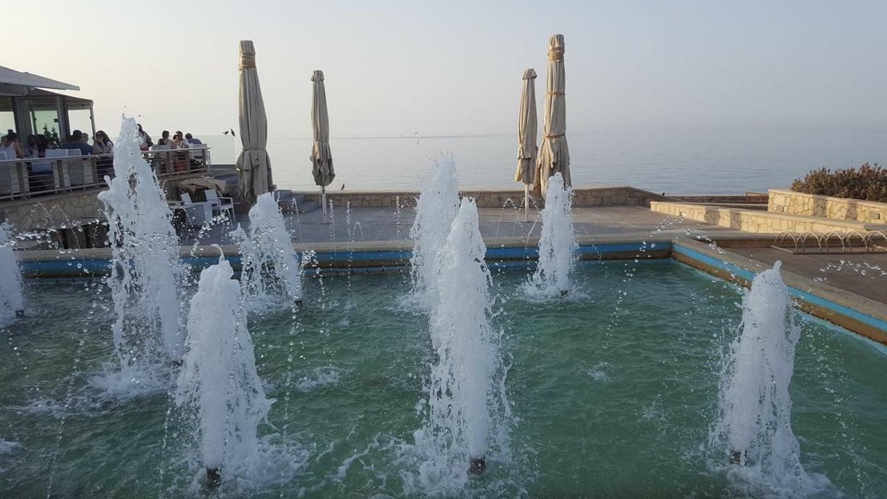 Blue Elegance City Center Heraklion Apartment ภายนอก รูปภาพ