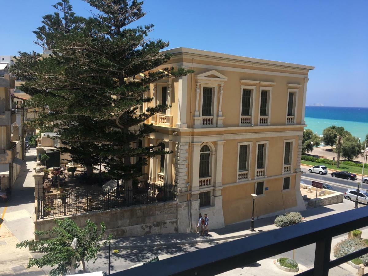 Blue Elegance City Center Heraklion Apartment ภายนอก รูปภาพ