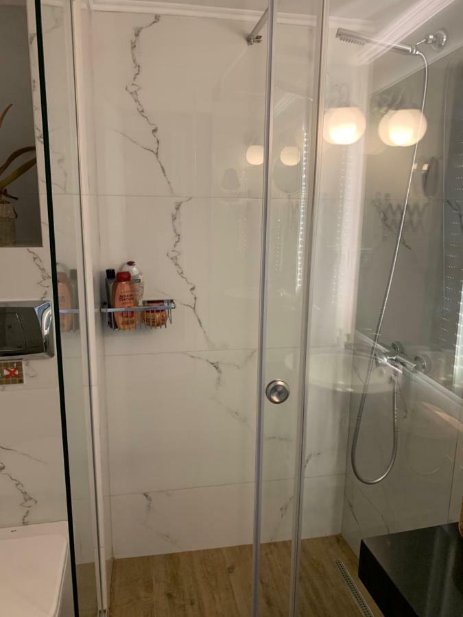 Blue Elegance City Center Heraklion Apartment ภายนอก รูปภาพ