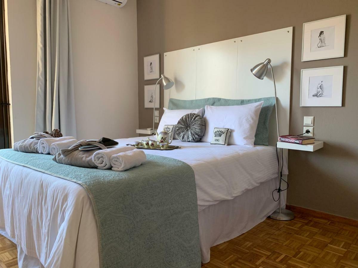 Blue Elegance City Center Heraklion Apartment ภายนอก รูปภาพ